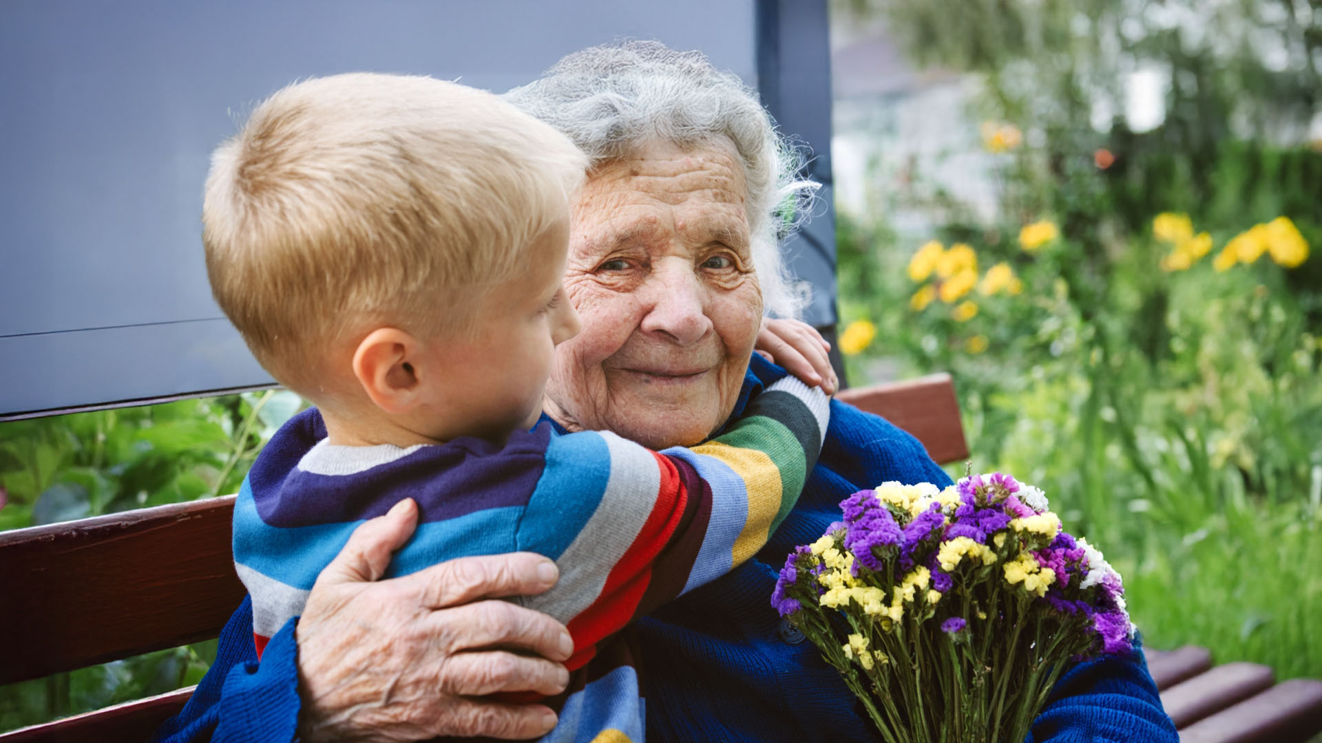 How to Help a Loved One with Dementia