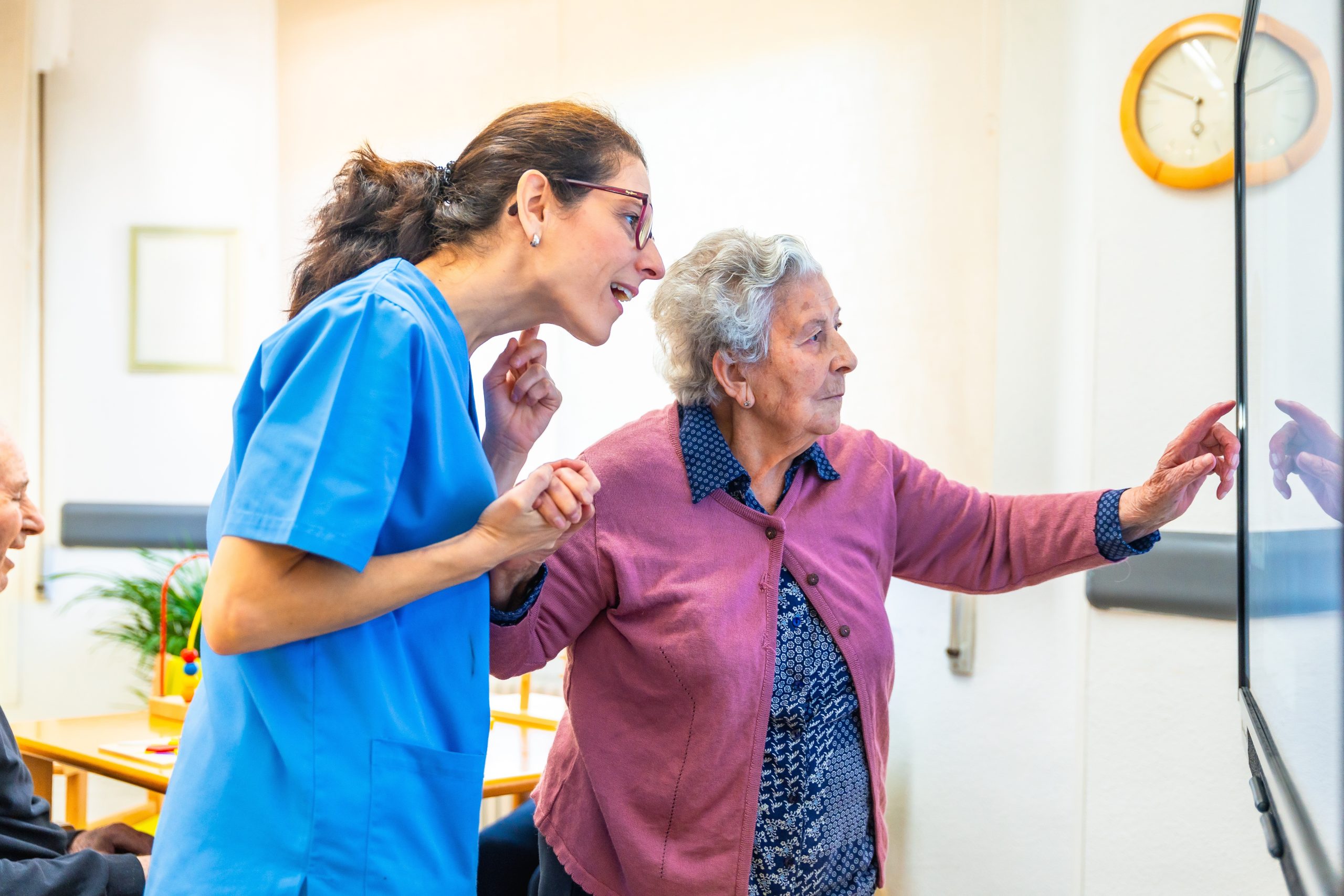 How to Help a Loved One with Dementia