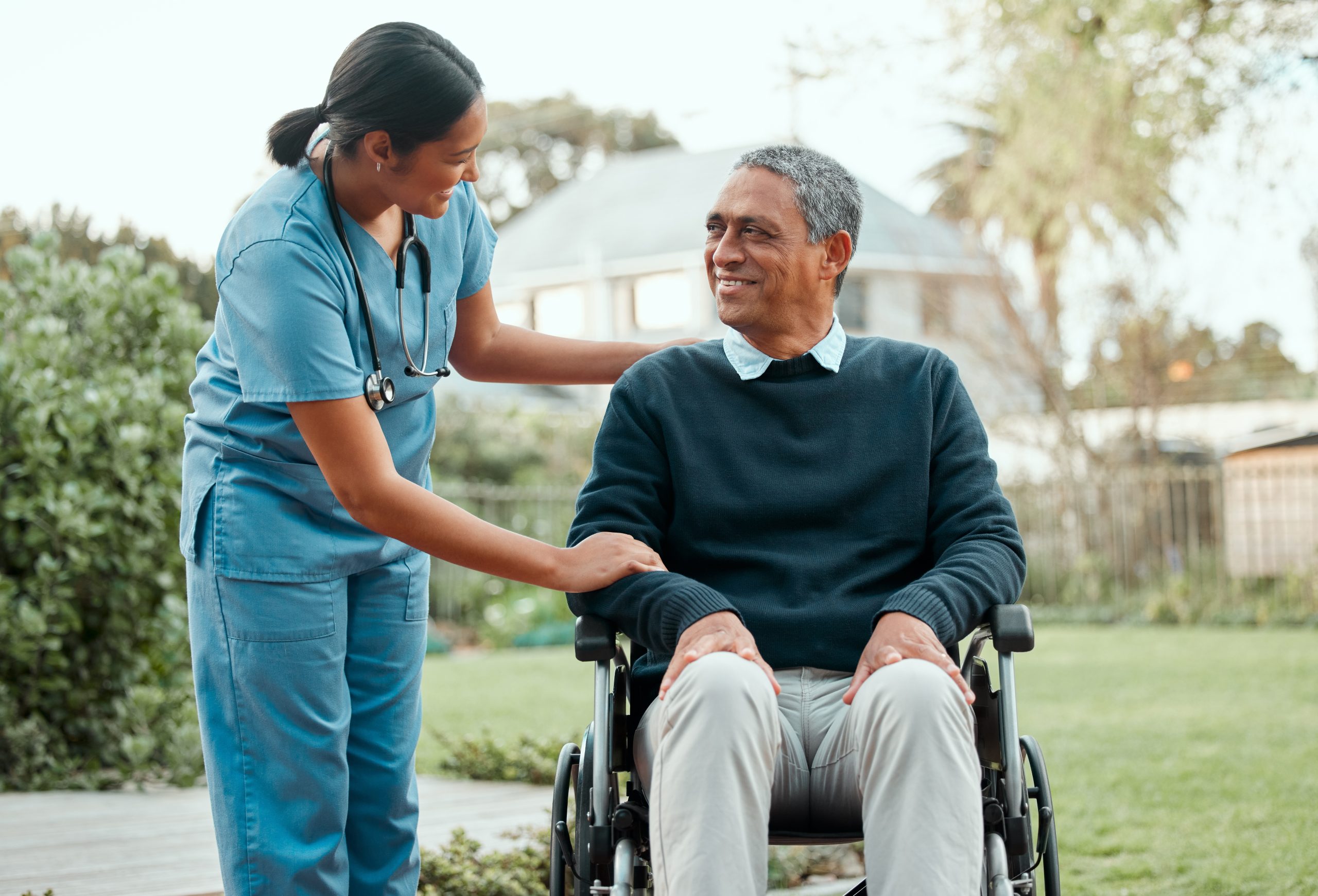 What to Expect at a Luxury Memory Care Facility